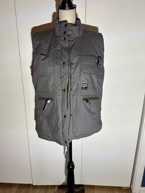 Legendary Whitetails Gray Utility Field Vest